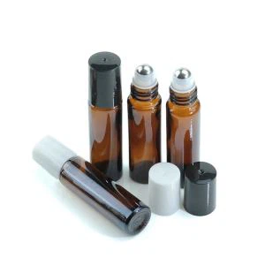 گلاس کی بوتل پر رول