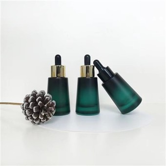 پروڈکٹ کوالٹی کے ساتھ مقبول 30 ملی لیٹر گرین سپرے نیا ماڈل کونیکل گریڈینٹ گلاس ڈراپر بوتل